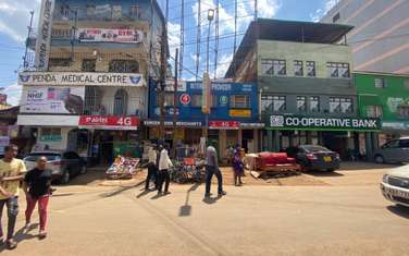 3,200 ft² Commercial Property with Fibre Internet at Marenga Road