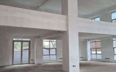 540 m² Office with Parking at Parklands