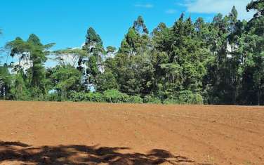 5 ac land for sale in Rironi