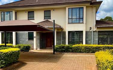 5 Bed Villa with En Suite at Tala Rd