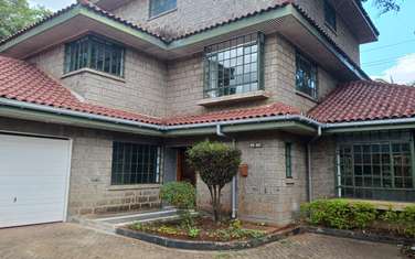 5 Bed House with En Suite at Brookside Ave