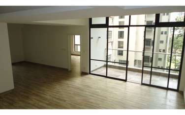 4 Bed Apartment with Balcony in Riverside