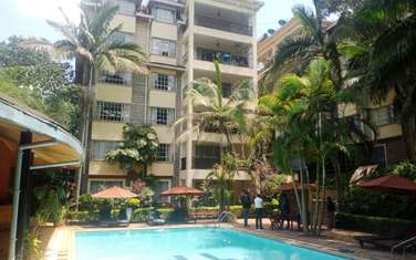 2 Bed Apartment with Swimming Pool at Brookside Drive