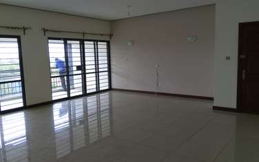 Serviced 2 Bed Apartment with En Suite at Rhapta Road