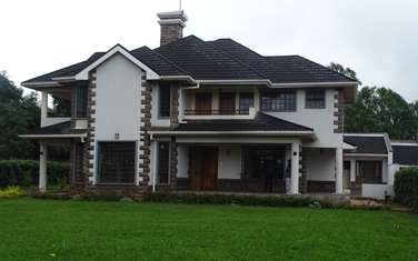 4 Bed Villa with En Suite at Kerarapon Drive