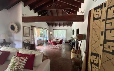 3 Bed House with En Suite in Rosslyn