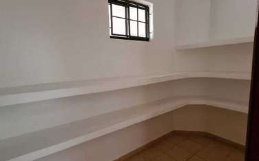 3 Bed Apartment with En Suite in Riverside