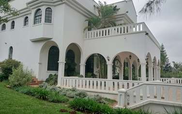 5 Bed House with En Suite at Westland