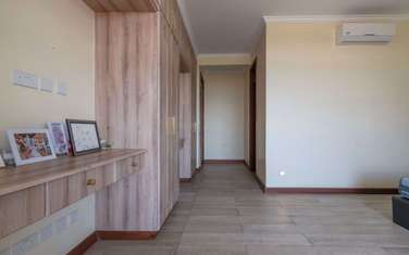 6 Bed Apartment with Swimming Pool in Parklands