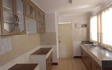 4 Bed Apartment with En Suite at Off Rhapta Road