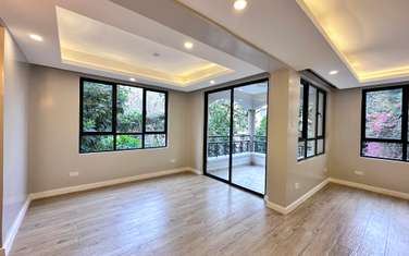 3 Bed Apartment with En Suite in Lavington