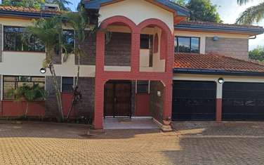5 Bed House with En Suite at Nyari South