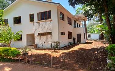 4 Bed Apartment with En Suite at Off Peponi Road