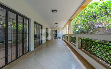 3 Bed Apartment with Swimming Pool at Riverside Drive