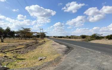 5 ac Land at Off Isinya- Kiserian Highway.