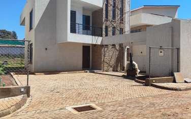 4 Bed Townhouse with En Suite at Runda Garden