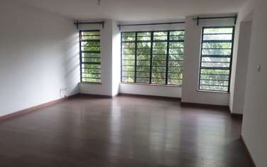 4 Bed Townhouse with En Suite at Riverside