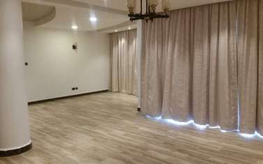4 Bed Apartment with En Suite in General Mathenge