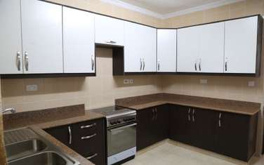 3 Bed Apartment with En Suite in Syokimau