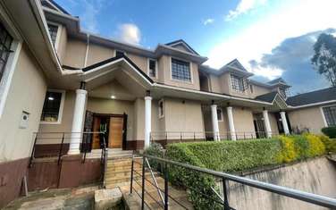 6 Bed Townhouse with En Suite at Kiriwa Road
