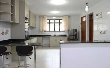 Furnished 3 Bed Apartment with En Suite in Gigiri