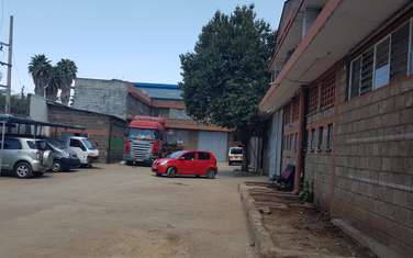 45,000 ft² Warehouse with Service Charge Included at Road C
