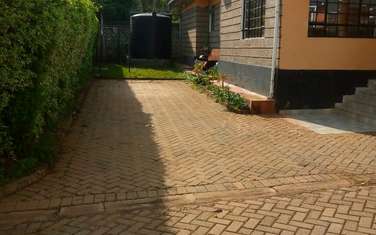 3 Bed House with En Suite in Kenyatta Road