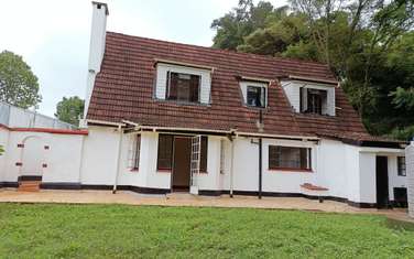 3 Bed House with En Suite at Rosslyn