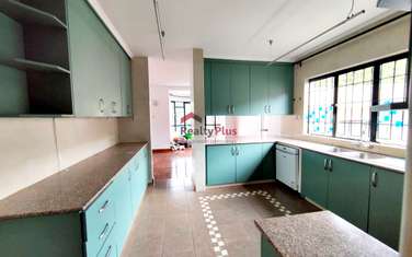 4 Bed Apartment with En Suite in Lavington