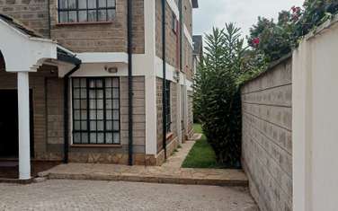 5 Bed Townhouse  in Muthaiga