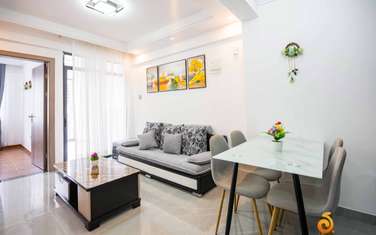 1 Bed Apartment with En Suite in Valley Arcade