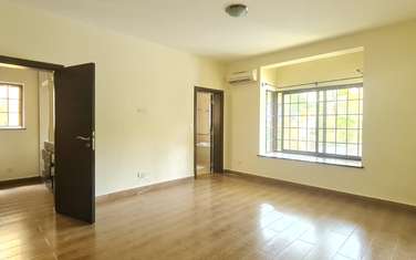 3 Bed Apartment with En Suite at Riverside Drive