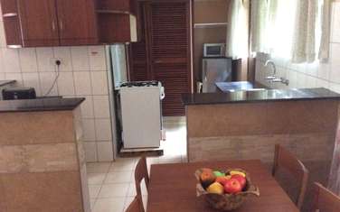 2 Bed House with Garden in Nyari