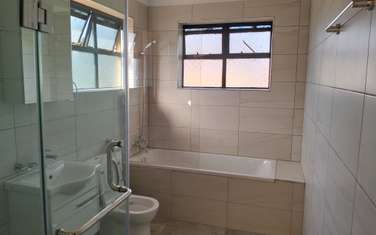 5 Bed Townhouse with En Suite in Runda