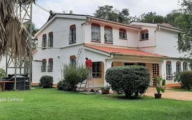 4 Bed House with Staff Quarters in Lake View