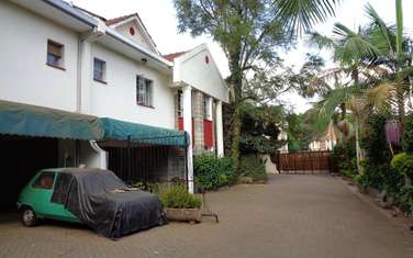 5 Bed Townhouse with En Suite at Maziwa