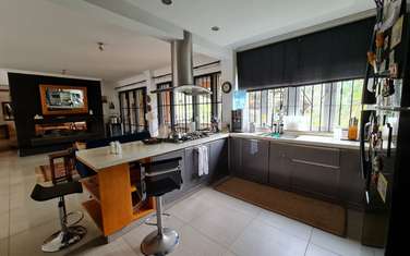 4 Bed House with En Suite in Kiambu Road
