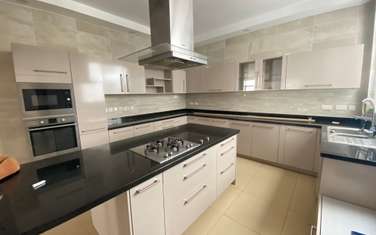 4 Bed Apartment with En Suite at General Mathege