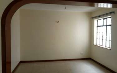 2 Bed Apartment with En Suite at Near Methodist Guesthouse.