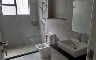 3 Bed Apartment with En Suite in Lavington