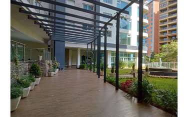 3 Bed Apartment with Swimming Pool in Riverside