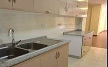 3 Bed Apartment with Gym in Kilimani
