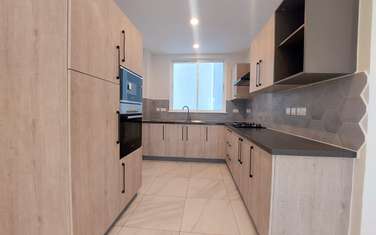 3 Bed Apartment with En Suite at Rhapta Rd