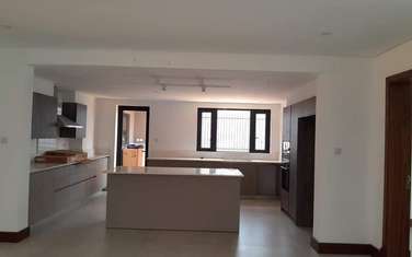 4 Bed Townhouse with En Suite at Kitisuru