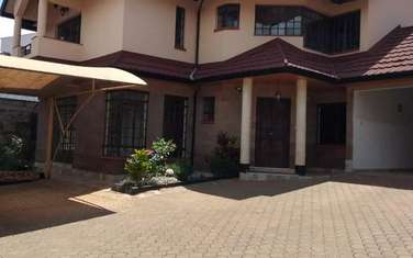 4 Bed Townhouse with En Suite at Shanzu Rd