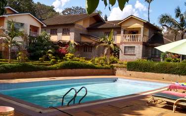 Serviced 1 Bed Apartment with En Suite at Rosslyn Road