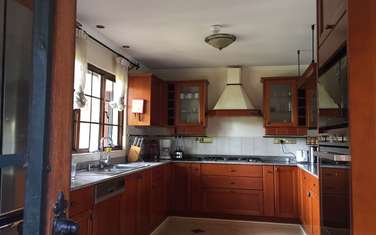 4 Bed Townhouse with En Suite at Ridgeways