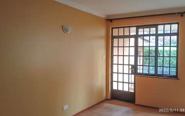 3 Bed Apartment with Swimming Pool at Fourways Junction