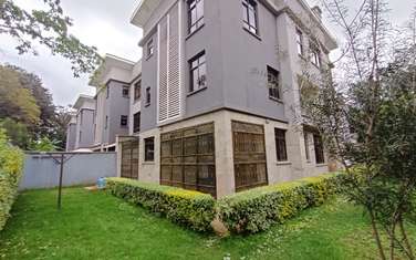 5 Bed House with Garage in Lavington