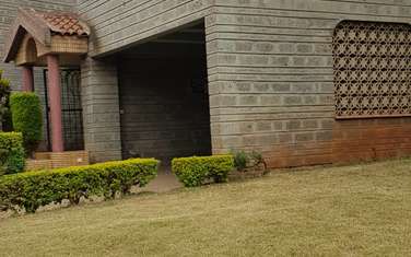 5 Bed Townhouse with En Suite at James Gichuru Road
